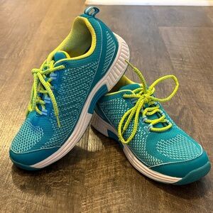 Comfort Knit Teal and Yellow Women's Sneakers